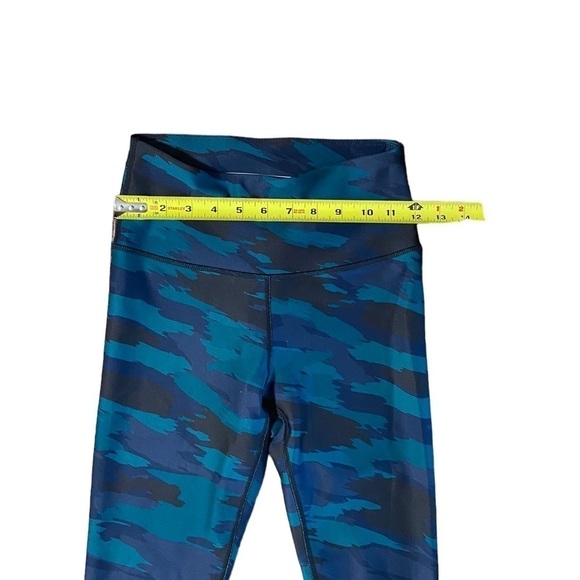 Soul By SoulCycle Podium Camo Print Leggings Green Blue High Waist XS RARE - Picture 5 of 12